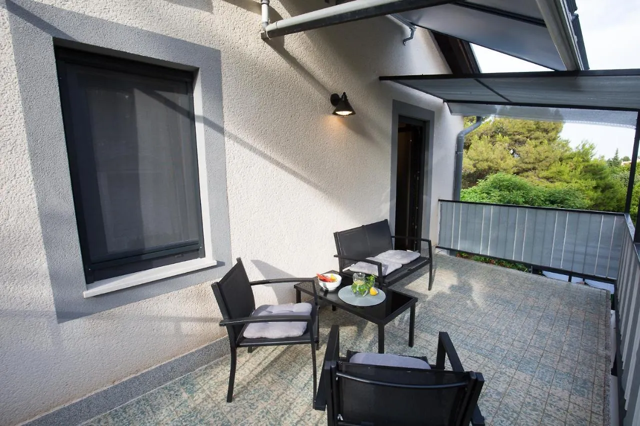 Apartmani Nena I Branko Premantura Apartman