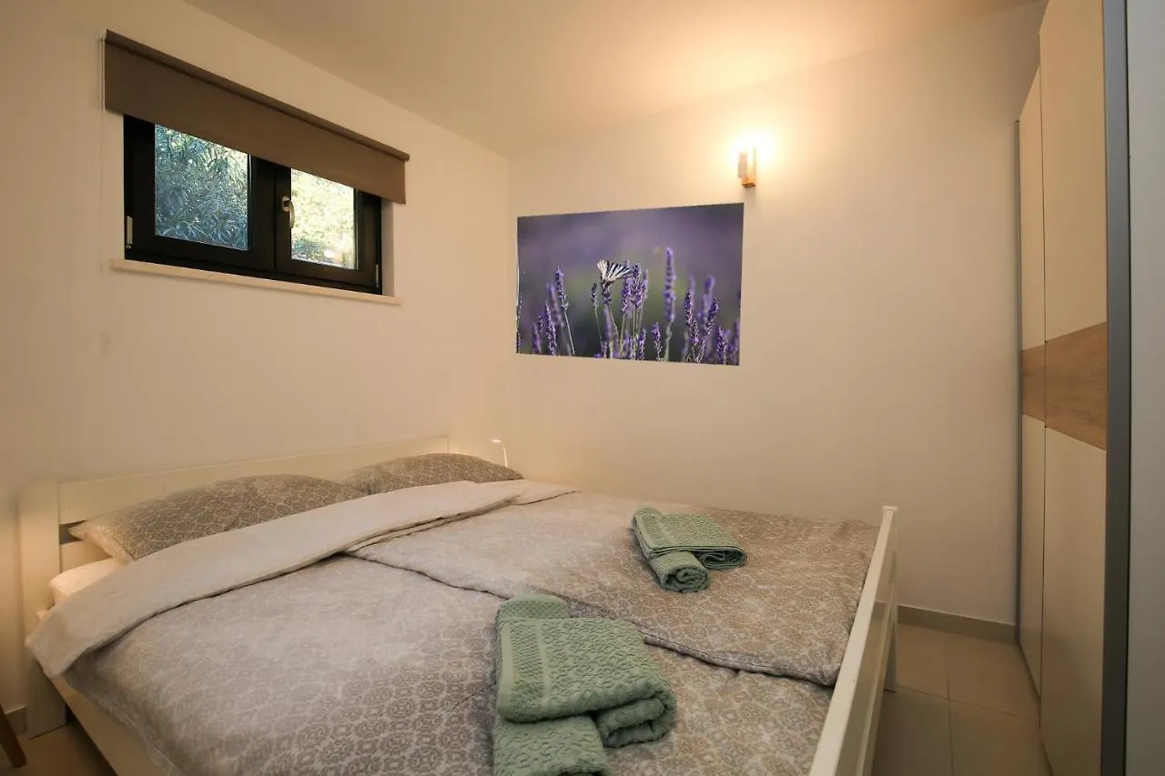 Apartmani Nena I Branko Premantura Apartment