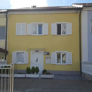  Apartment Haus Ella Kroatien
